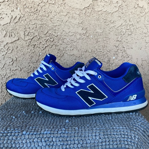 New Balance 574s - Blue n White - Mens 10.5 - Worn Very Few Times - - Picture 2 of 6